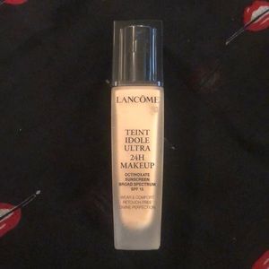 Lancôme Teint Idole 24H foundation in 140Ivory N